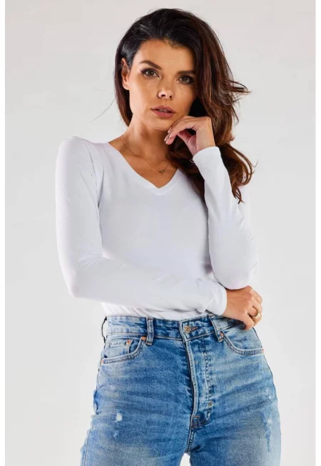 Вталена блуза с дълги ръкави