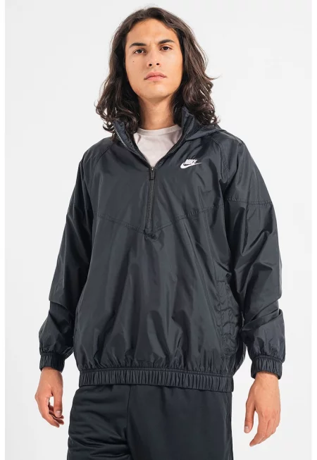 Яке Sportswear Windrunner