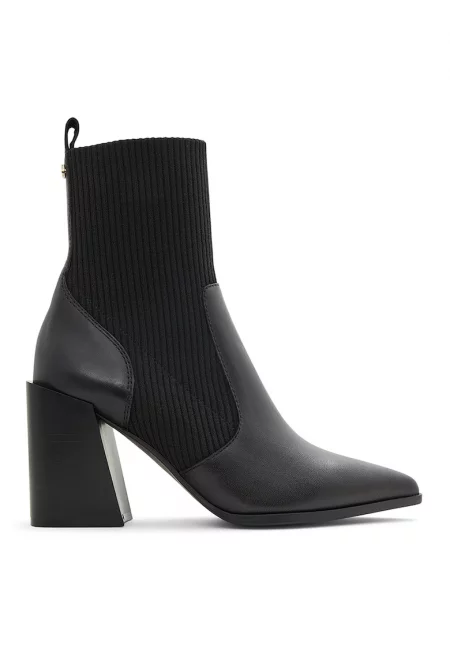 Кожени боти Ganina с остър ток - Черен