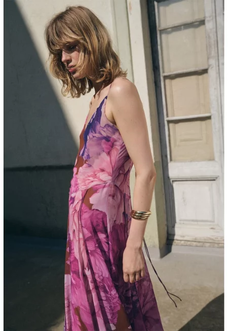 Разкроена флорална рокля