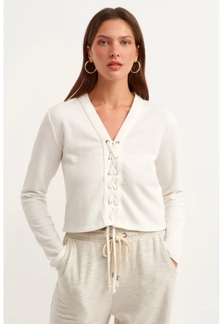 Шпиц блуза с връзки