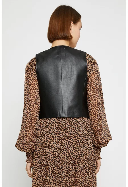 Елек от еко кожа с релеф