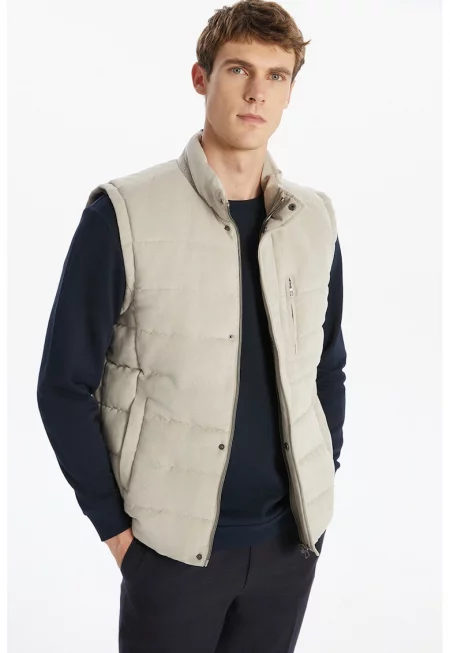 Капитониран елек от еко велур