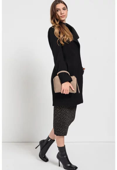 Палто без десен със скосени джобове