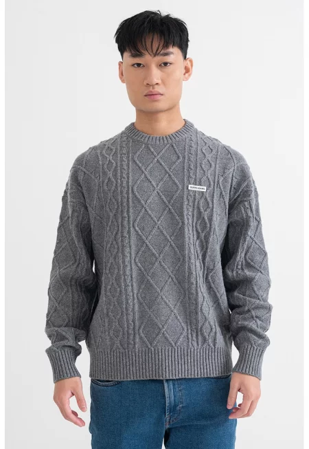 Пуловер с вълна с плетка осморка