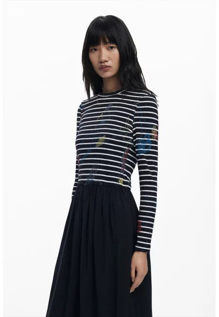 Раирана рокля с дизайн 2 в 1 - Червен/Черен/Мръснобял