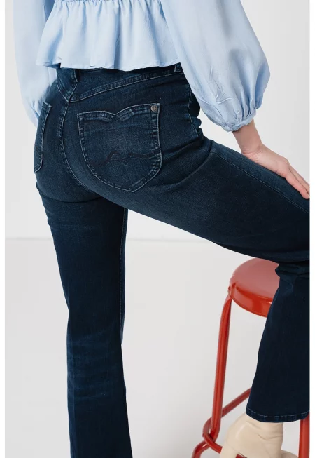 Разкроени дънки Willa със захабен ефект