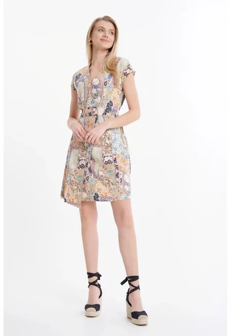 Рокля с лен с асиметричен подгъв