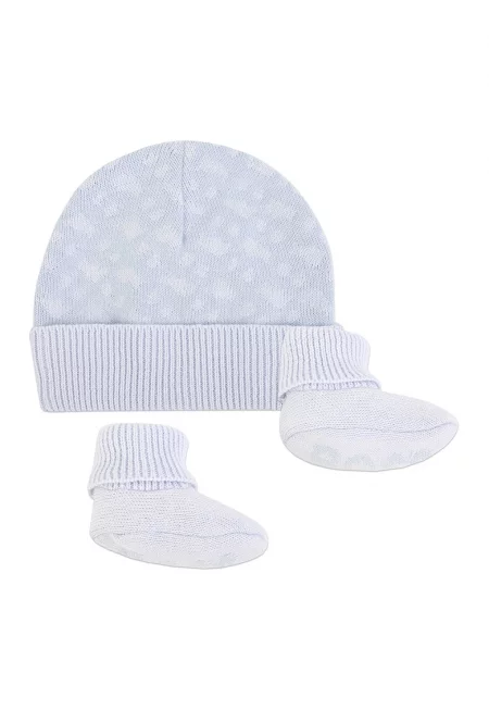 Шапка и чорапи