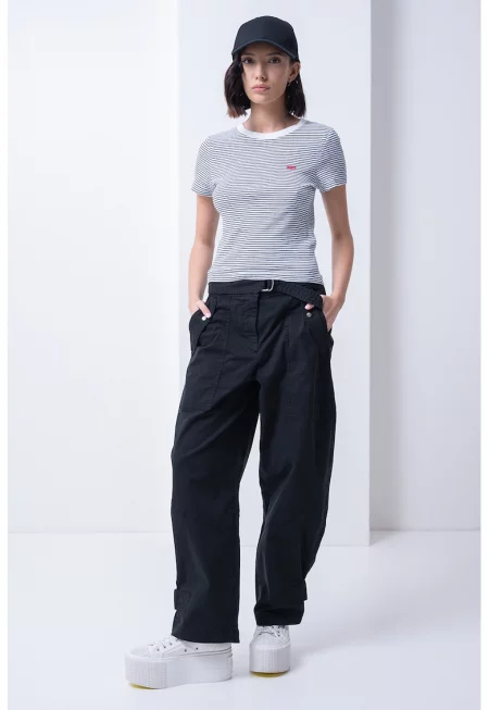 Слим тениска Essential