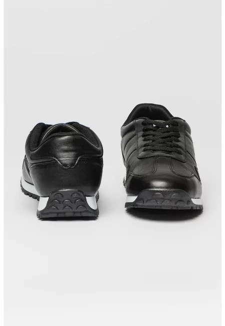 Спортни обувки от еко кожа с лого