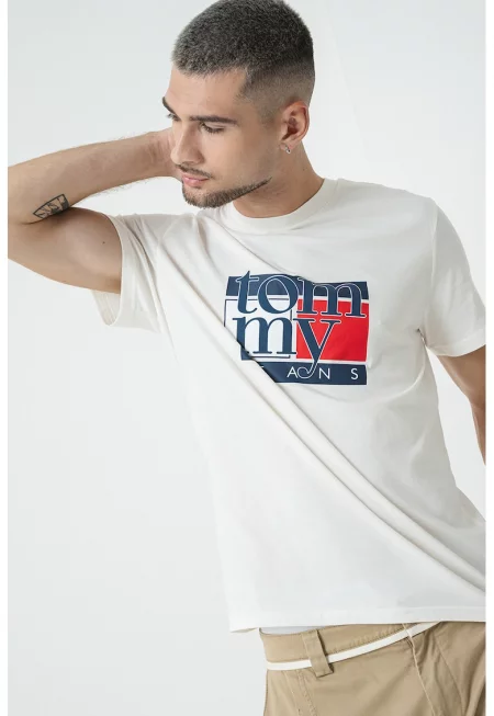 Стандартна тениска с фигурален принт