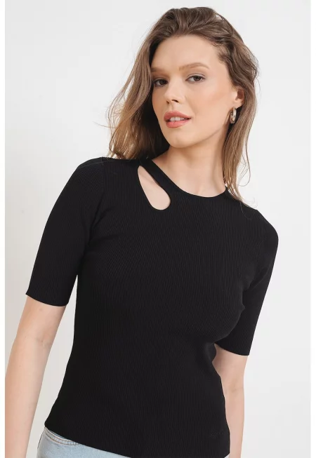 Тениска с отвор на раменете - Черен
