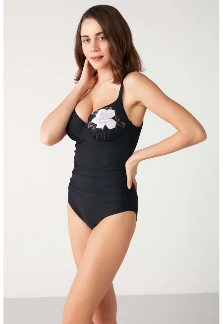 Цял бански - Черен