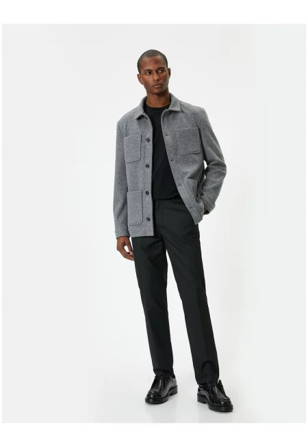 Яке с копчета и дълги ръкави