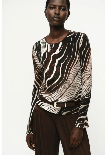 Блуза с принт и отвор