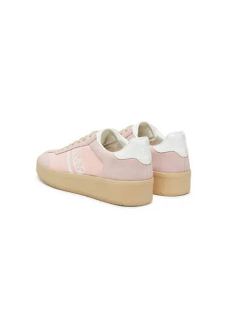 Дамски спортни обувки  в розов цвят - Розово