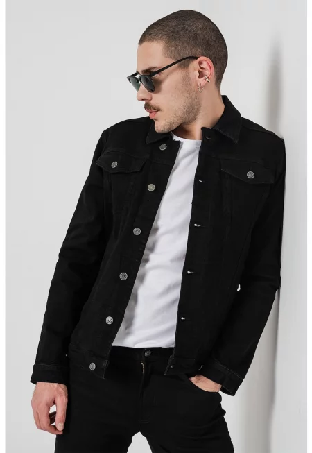 Дънково яке с джобове на гърдите