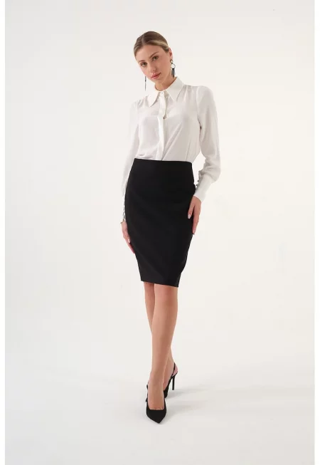 Едноцветна пола тип молив