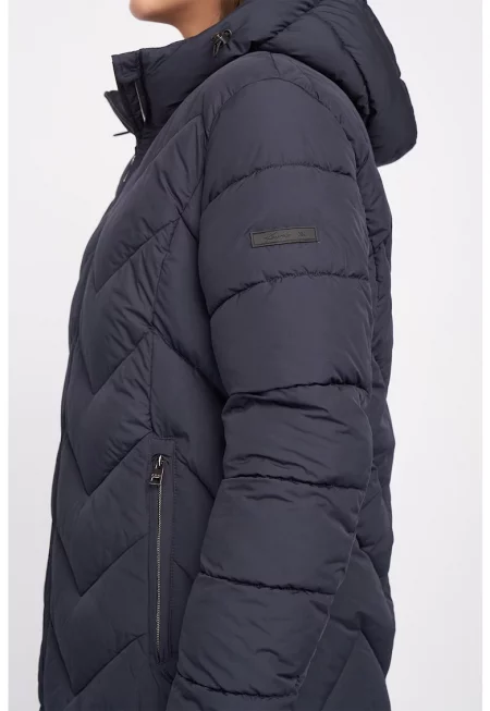Капитонирано зимно яке с качулка