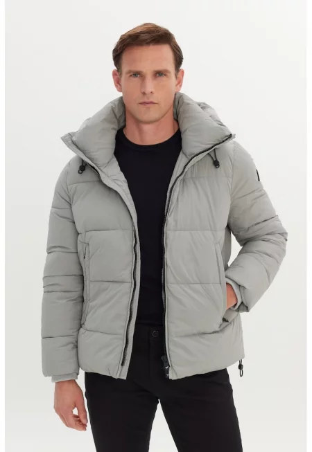 Капитонирано зимно яке с качулка