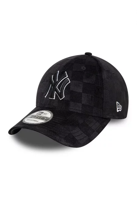 Карирана шапка New York Yankees