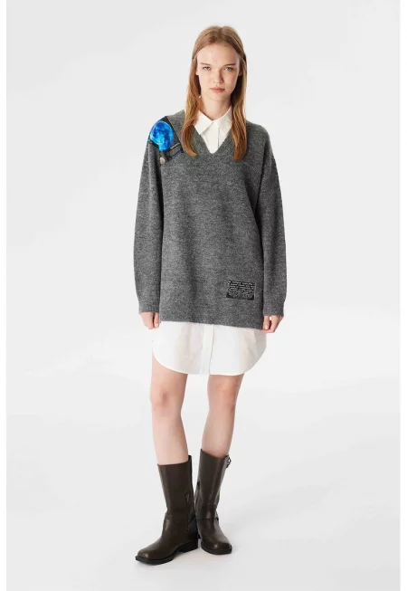 Къса рокля с вълна и дизайн 2 в 1