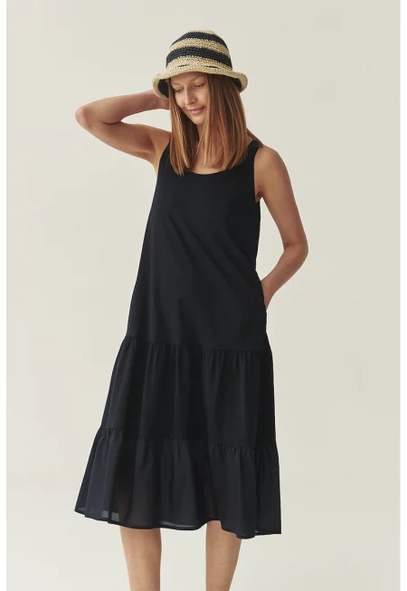 Миди рокля с овално деколте - Черен