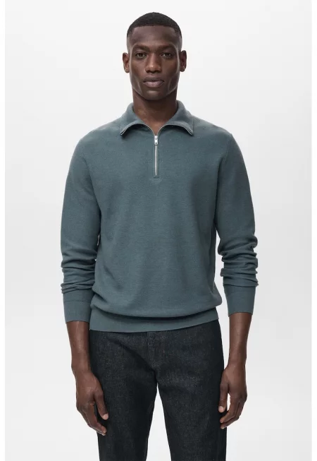 Пуловер с къс цип