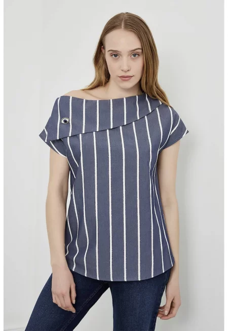 Раирана асиметрична блуза