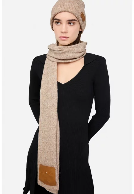 Шапка с вълна и шал - Черен/Бежов