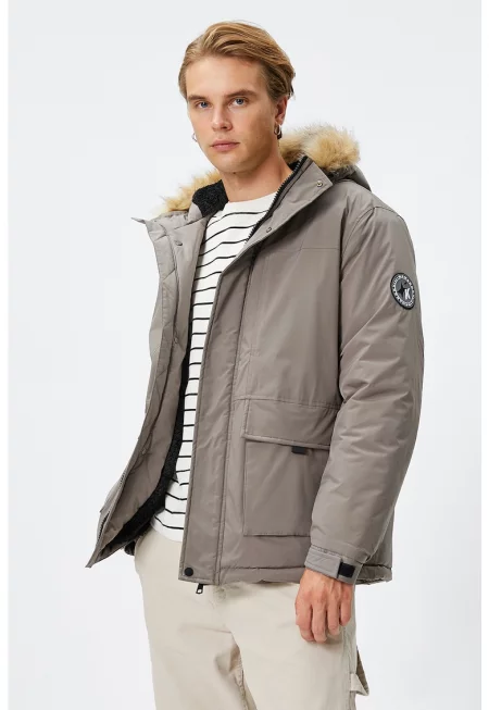 Зимна парка с качулка