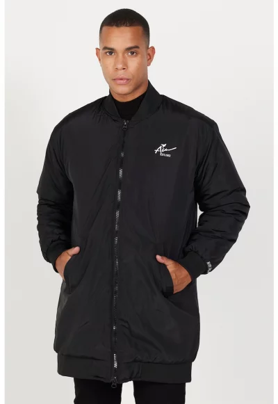 Зимно яке със скосени джобове