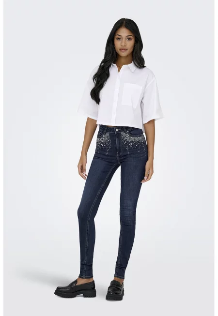 Слим дънки с декоративни камъни