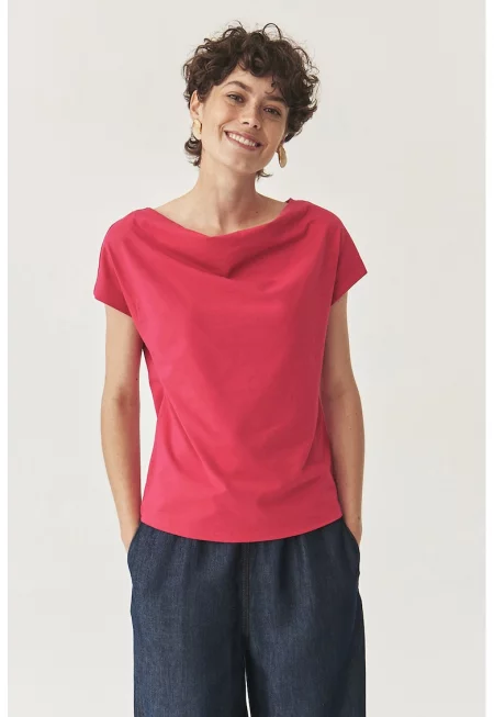 Тениска с модал с овално деколте