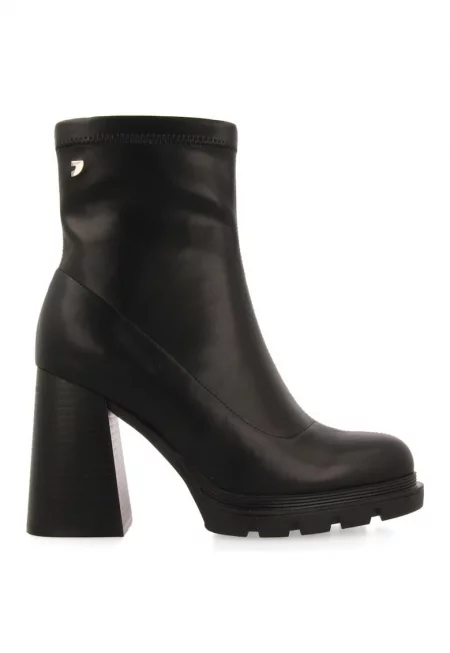 Боти от еко кожа с масивен ток - Черен