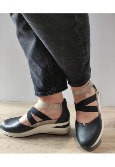 Дамски ежедневни обувки  D2411-03 Черни с бежово - Черни -