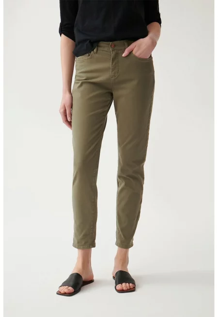 Дънки над глезена със стеснен крачол - Каки