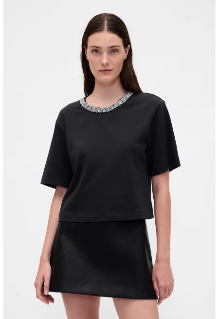 Къса тениска с декоративни камъни - Черен -
