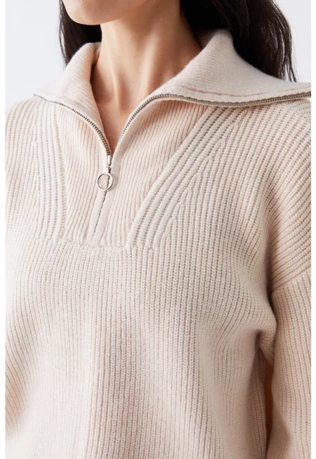 Пуловер с къс цип и паднали ръкави