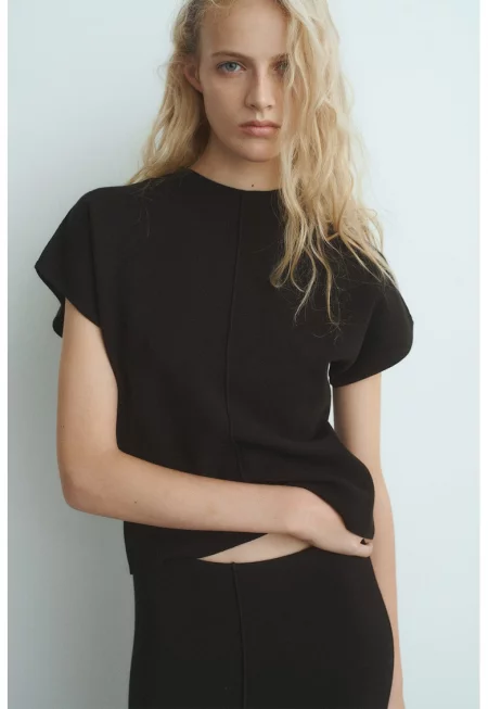 Пуловер с ръкави тип кимоно