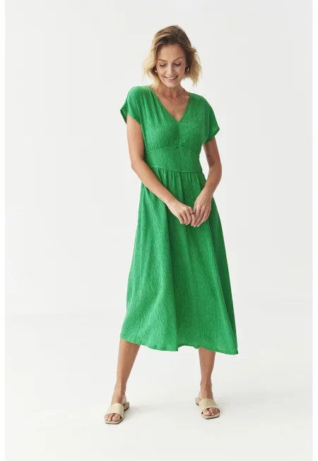 Разкроена миди рокля с шпиц - Зелен