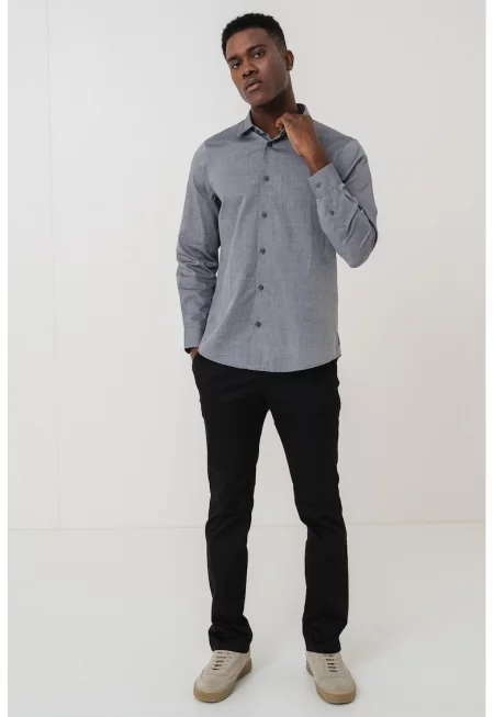 Риза със стандартна кройка