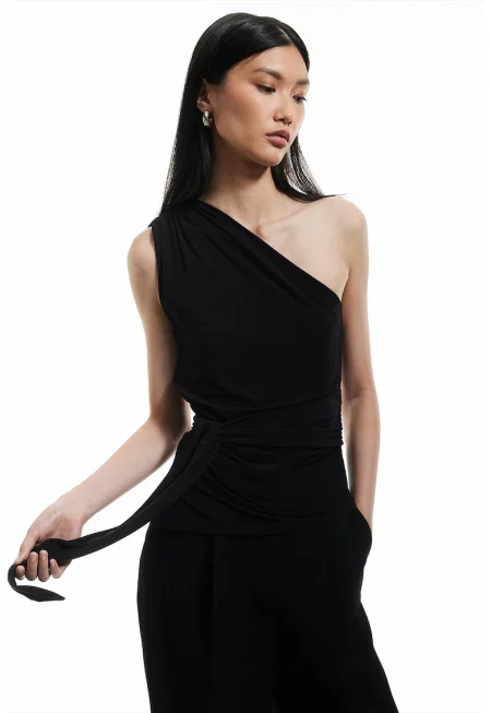 Топ с голо рамо