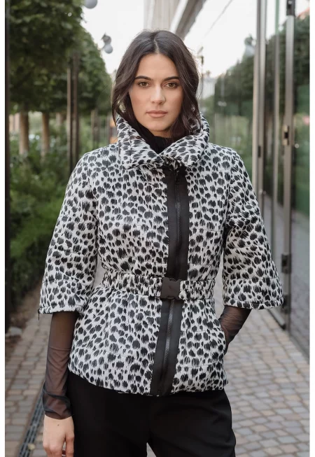 Яке с животинска шарка