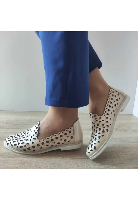 Дамски перфорирани обувки  106 Beige Pearl - Бежови - Бежов