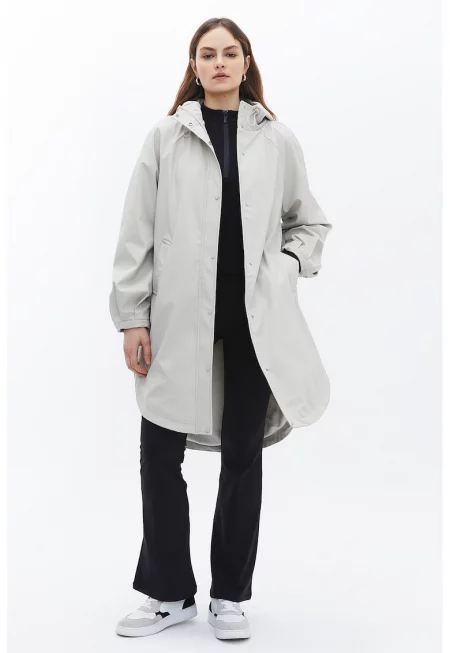 Дъждобран с качулка