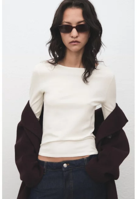 Пуловер с деколте тип лодка