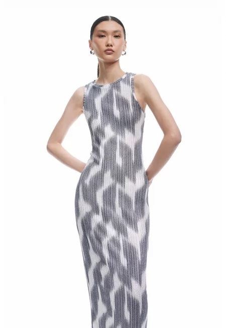 Рокля без ръкави