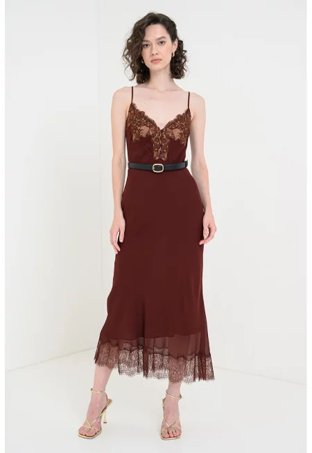 Рокля с веревна кройка и дантела - Тъмнокафяв